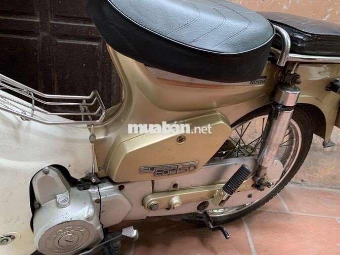 Cúp nhật 8250 có đề vàng kém nguyên zin