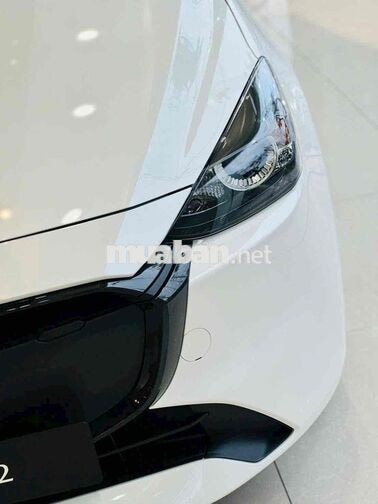 Mazda Mazda 2 AT 2026 Trắng Tự động
