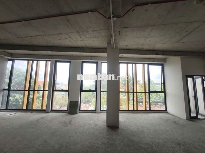 150M² BÀN GIAO ĐẸP – CHỈ 10 TRIỆU/THÁNG, VĂN PHÒNG ĐẸP NGAY BCONS