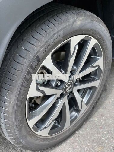 Toyota Corolla Cross 1.8 HEV 2026 Đen