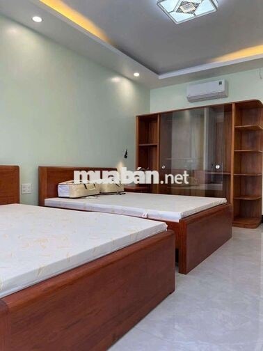Nhà thuê Mặt tiền đg 74 Bình phú Q6