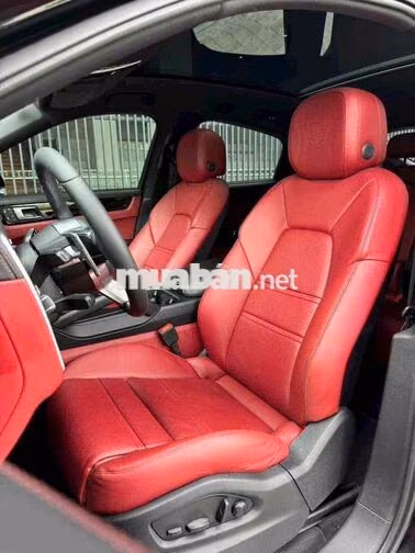 Cần Bán chiếc Porsche Cayenne Coupe Model 2022