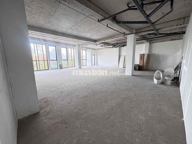 CHO THUÊ VĂN PHÒNG 150M² TẠI BCONS TOWER 6