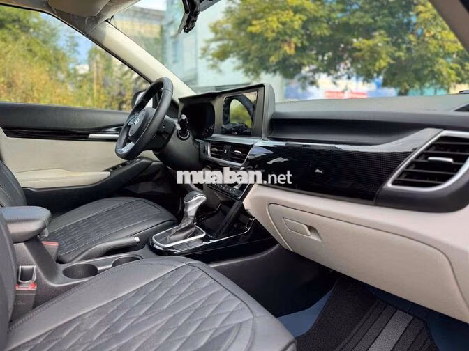 Seltos Luxury - xe gia đình ít đi - nhiều đồ chơi