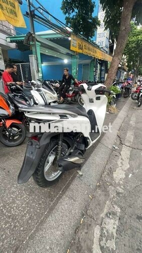 Honda SH 150 ABS 2021 Trắng Mới 90%