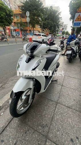 Honda SH 150 ABS 2021 Trắng Mới 90%