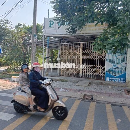 Mặt bằng kinh doanh gần 3 trường học Lê Hồng Phong