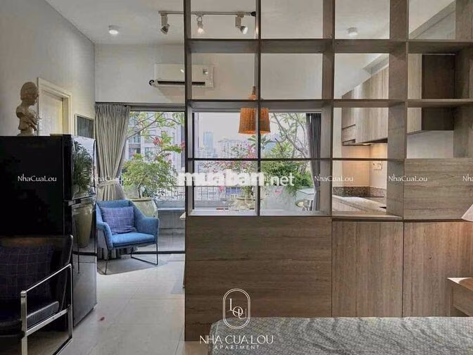 CĂN HỘ DỊCH VỤ CAO CẤP DẠNG PENTHOUSE QUẬN 4 (NGAY CẦU KHÁNH HỘI)