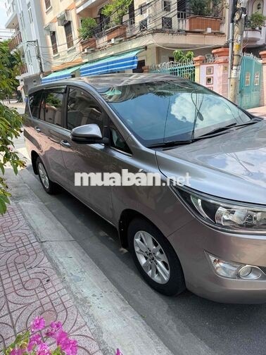 Toyota Innova 2018 Số sàn Vàng đồng 128126 km