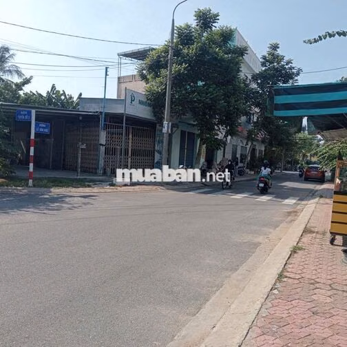 Mặt bằng kinh doanh gần 3 trường học Lê Hồng Phong