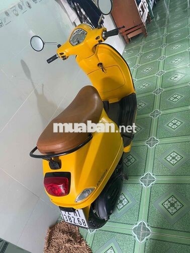 Piaggio Vespa 125 Ý màu Vàng