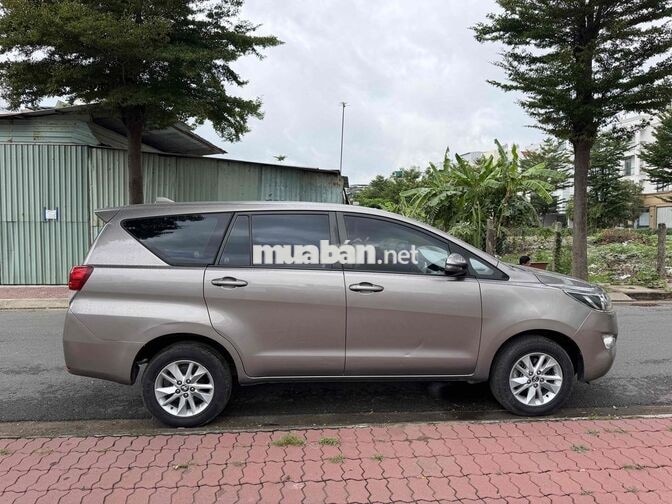 Toyota Innova E 2018