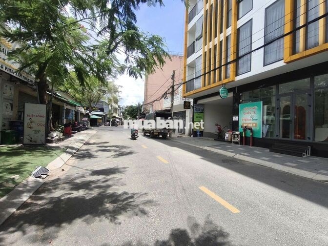 Cho thuê mặt bằng văn phòng full kính 150m²- chỉ 10 triệu/tháng