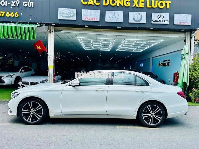 Mercedes-Benz E250 2017 Model 2018 Trắng
