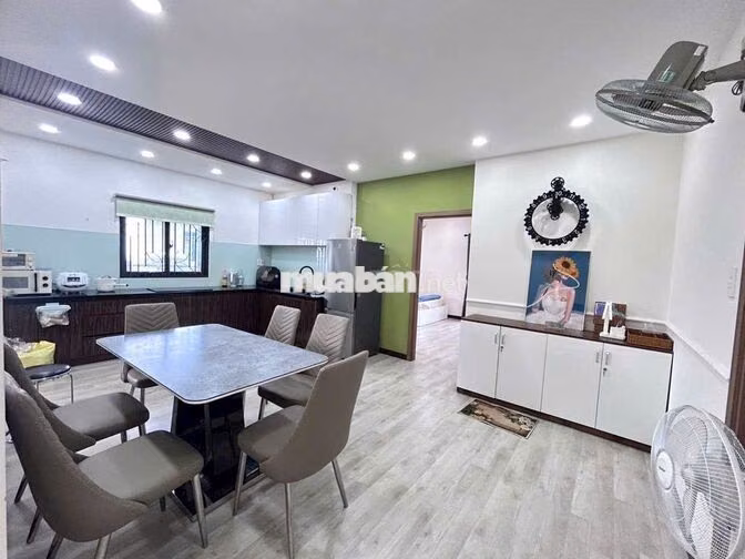 Căn hộ đẹp 2PN chung cư 234 Phan Văn Trị, Bình Thạnh, 63m, SSH.