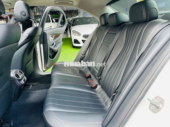 Mercedes-Benz E250 2017 Model 2018 Trắng