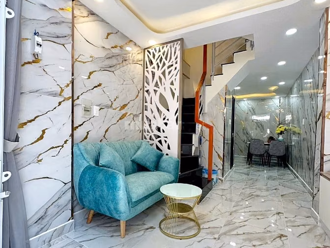 Nhà mới đẹp 3 lầu sân thượng hẻm Trần Bình Trọng, Phường Chợ Quán