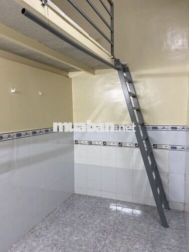CHO NỮ THUÊ - PHƯỜNG HÒA HƯNG (Q10 CŨ)
