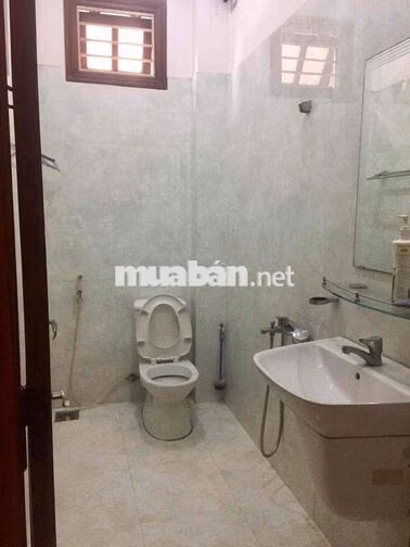 Cho thuê nhà mặt tiền đường 7.5m gần chợ Cẩm Lệ 12tr