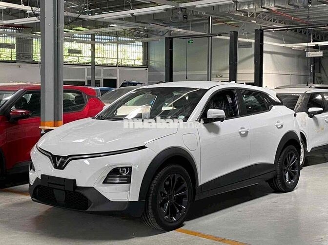 Vinfast VF6 Plus 2026 Trắng | Hỗ trợ góp 95%