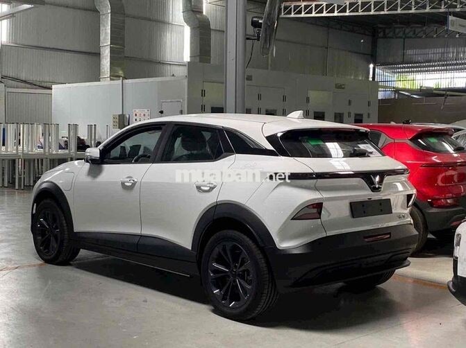 Vinfast VF6 Plus 2026 Trắng | Hỗ trợ góp 95%