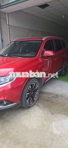 Mitsubishi Outlander Bản full Số tự động Đỏ