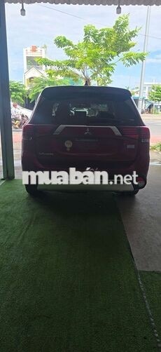 Mitsubishi Outlander Bản full Số tự động Đỏ