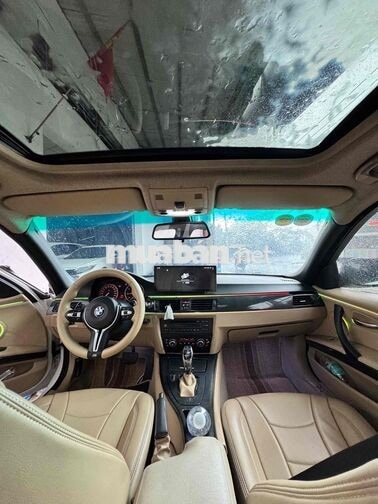 BMW 320i 2010 Trắng