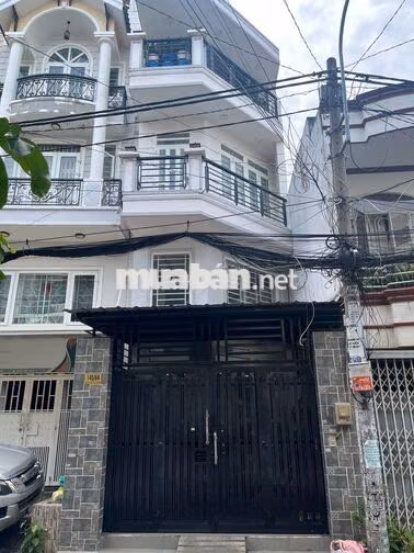 Nhà 4 tầng 4x11m full nội thất đường Trần bá giao,có sổ Hồng,chính chủ