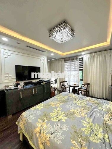 Mặt Tiền 400m2 - full nội thất - đối diện Aeon Tên Lửa