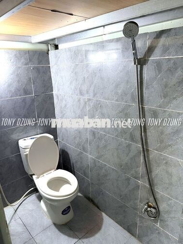 PHÒNG GÁC -CỬA SỔ TRỜI THOÁNG -NGAY DƯƠNG QUẢNG HÀM - GẦN ĐH VĂN LANG 