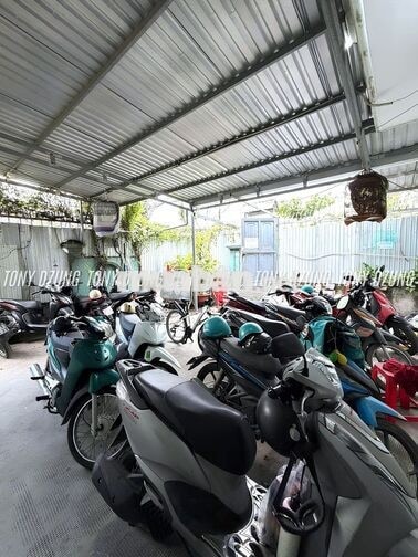 PHÒNG GÁC -CỬA SỔ TRỜI THOÁNG -NGAY DƯƠNG QUẢNG HÀM - GẦN ĐH VĂN LANG 