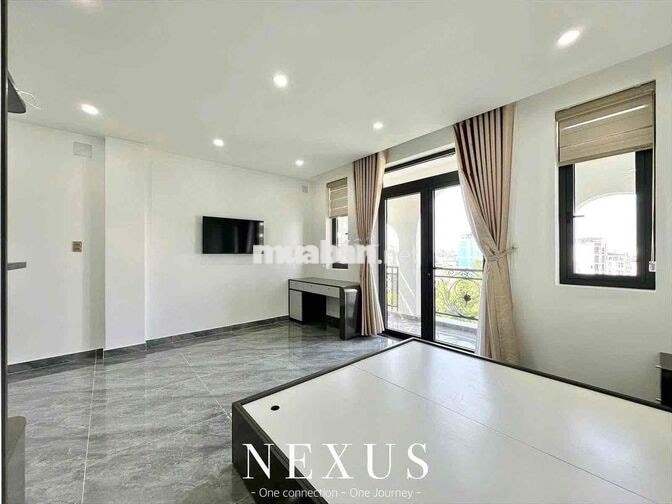 CHDV 1PN BAN CÔNG FULL NỘI THẤT NGAY CV LÀNG HOA