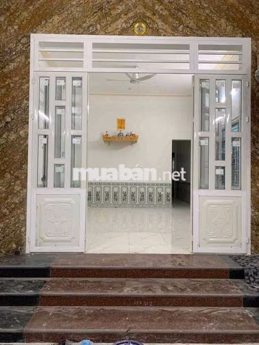 Cho thuê nhà mặt tiền làm văn phòng, cửa hàng hoặc để ở