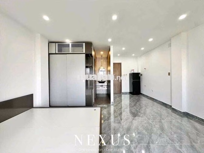 CHDV 1PN BAN CÔNG FULL NỘI THẤT NGAY CV LÀNG HOA