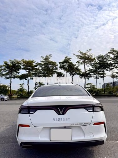 VinFast Lux A 2.0 Turbo 2021 Trắng 65.000km