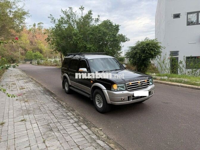 Ford Everest 2006 Đen Dầu