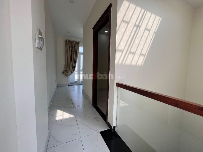 Chỉ 4.85 tỷ - 3 Tầng - HXH - Ngô Chí Quốc - Bình Chiểu - Ngay Chợ Đầu 