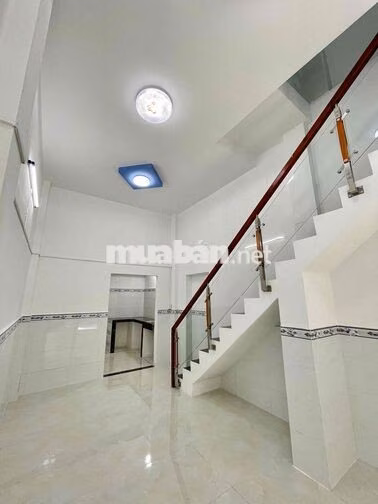 Cần Bán Nhà 1T1L Sát Mặt Tiền Đường Bùi Hữu Nghĩa