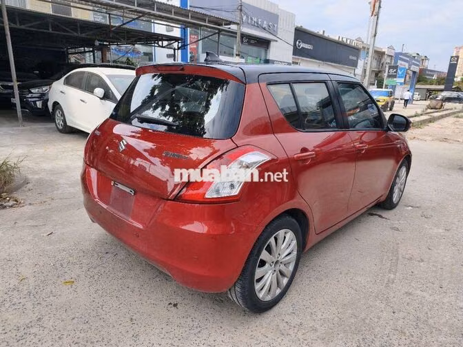 Suzuki Swift 1.4AT 2015 Đỏ 90000 km