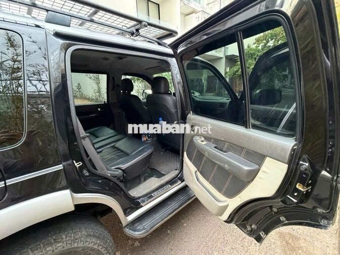 Ford Everest 2006 Đen Dầu