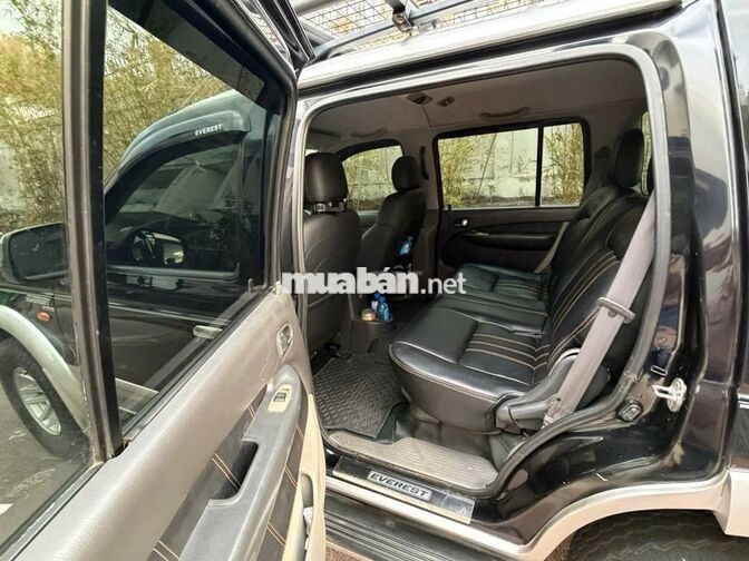 Ford Everest 2006 Đen Dầu