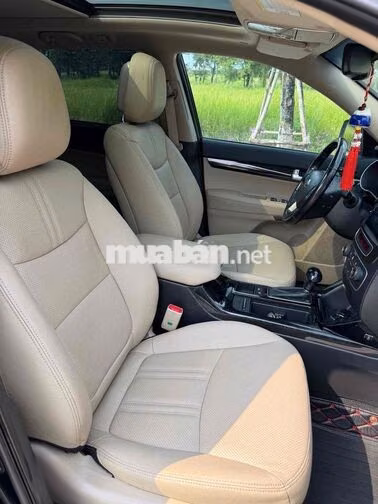 Kia Sorento 2019 Xăng 9 vạn Đen