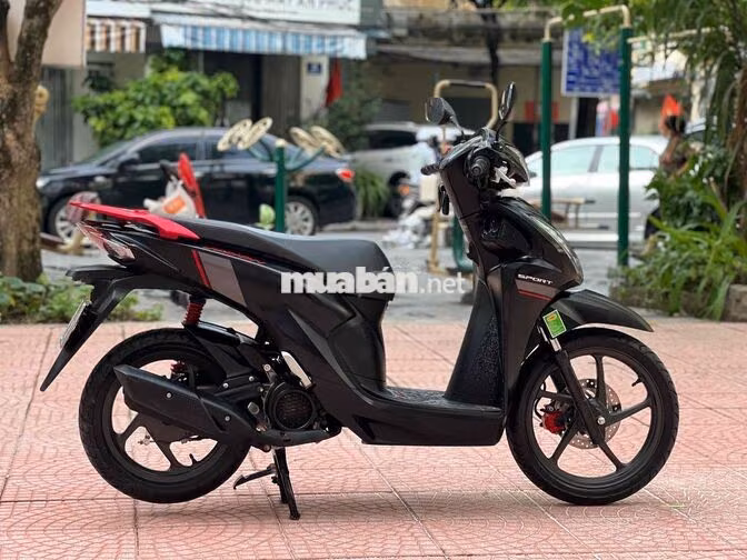 Bán Vision 2025 bản thể thao. sơn zin máy zin