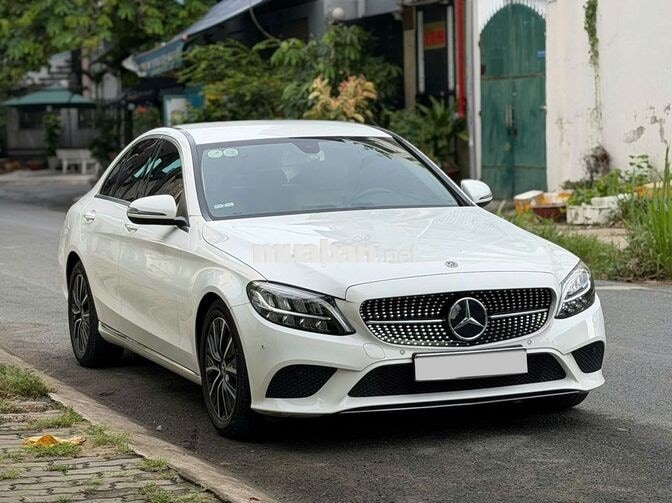 Mercedes-Benz C200 2019 Trắng 80000 km