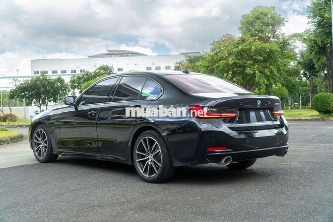 BMW 320i SPORT LINE 2025 BẢO HÀNH HÃNG 2030