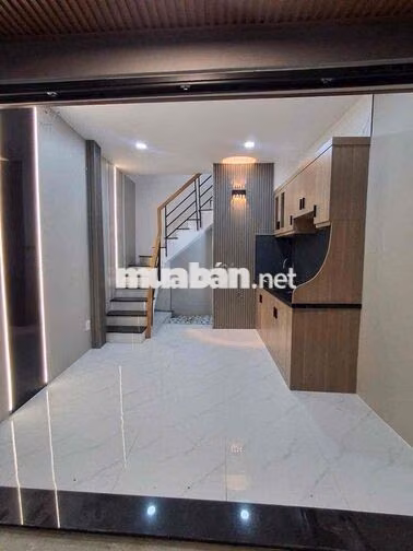 chính chủ bán căn nhà 3 m 6 m hai lầu