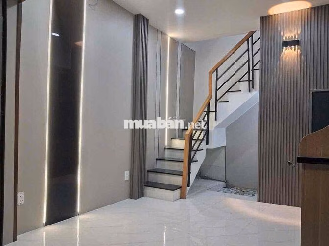 chính chủ bán căn nhà 3 m 6 m hai lầu