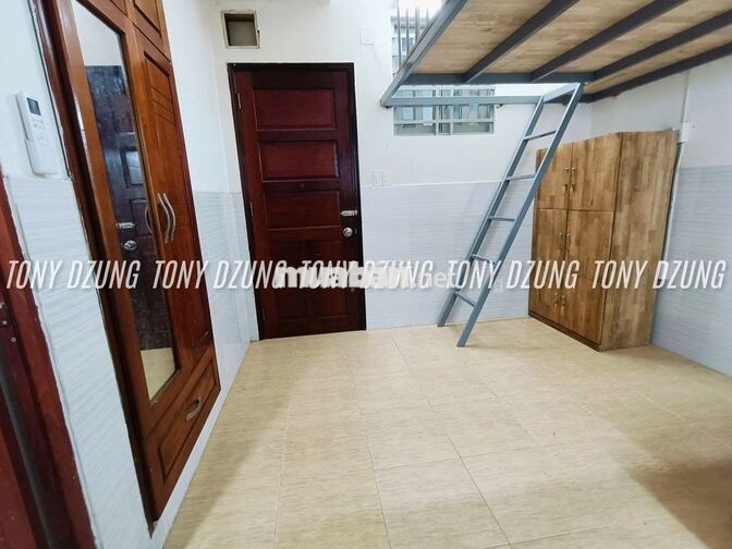 PHÒNG GÁC CÓ CỬA SỔ - TÁCH BẾP - NGAY DƯƠNG QUẢNG HÀM -GẦN ĐH VĂN LANG