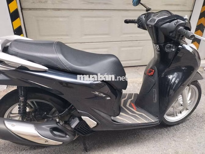 Honda SH 125 CBS 2022 Đen bóng